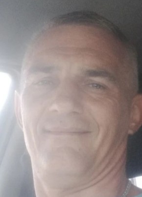 Дмитрий из Темрюка 49 лет
