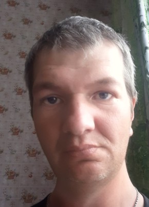Евгений, 32, Россия, Сеймчан