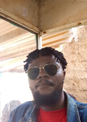 Toggnini Mohamed из Ouagadougou 32 года