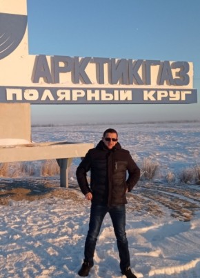 Денис из Астрахани 44 года