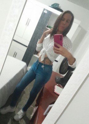Sahra Henrique S из Franca 41 год