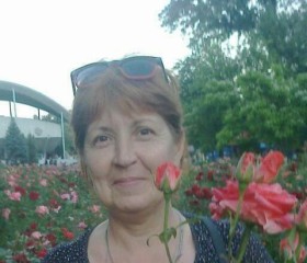 Лидия, 61 год, Київ