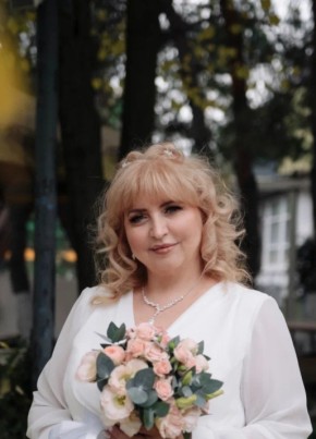 Марина из Ростова-на-Дону 52 года