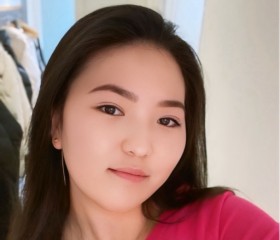 Elnura, 23, Frankfurt am Main