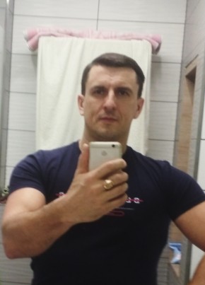 Denis, 39, Russia, Moscow