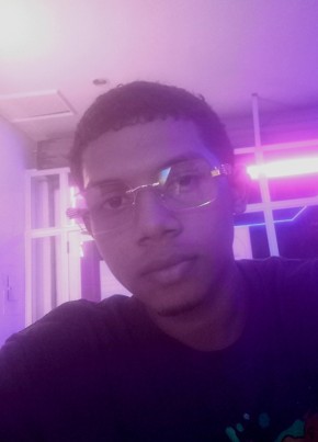 David из Washington D.C. 19 лет