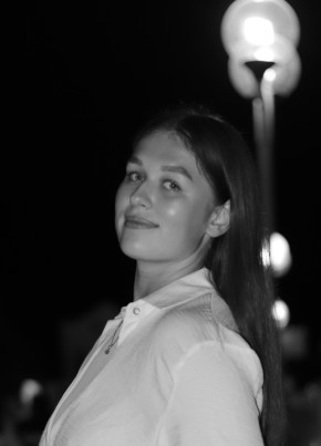Аделина из Berlin 22 года