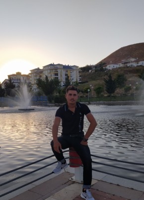 Yunus, 22, Türkiye Cumhuriyeti, Ankara