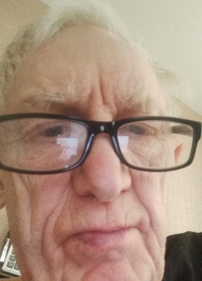 Вадим из Колпино 73 года