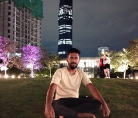 Kasim, 22, Klang
