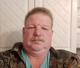Andrey Ryuzin, 56, Saint Petersburg