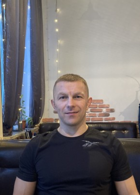 Роман, 40, Россия, Углич