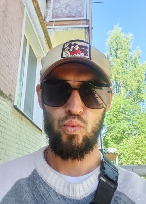 Дмитрий из Ухты 32 года