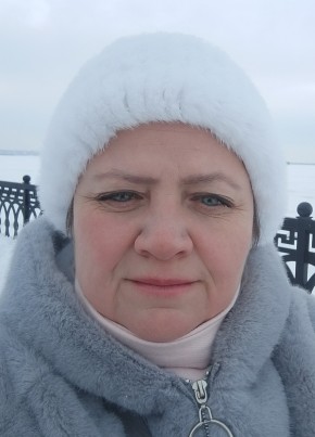 Анна из Саратова 55 лет