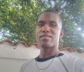 Eduardo, 29, Caucaguita