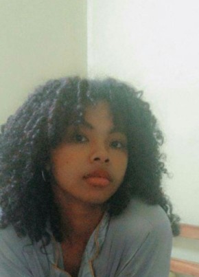 Dana Louise, 24, République de Madagascar, Fandriana