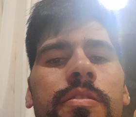 Gillian Renato d, 26, Caxias do Sul