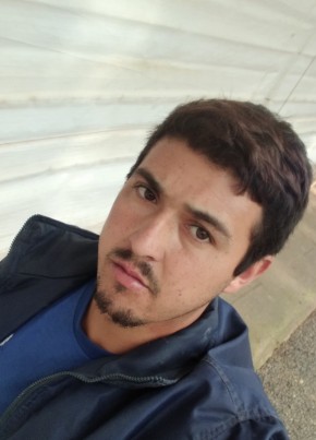 Mateus Almeida из Lages 27 лет