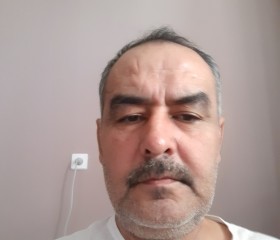 Рустам, 51 год, Санкт-Петербург