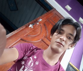 Munaji, 21, Semarang