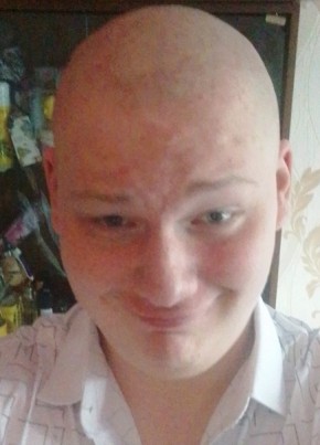 Слава из Смоленска 18 лет