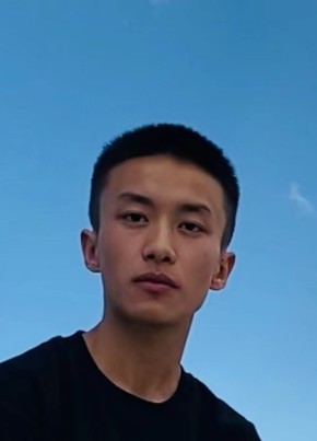 杨思, 21, China, Dali
