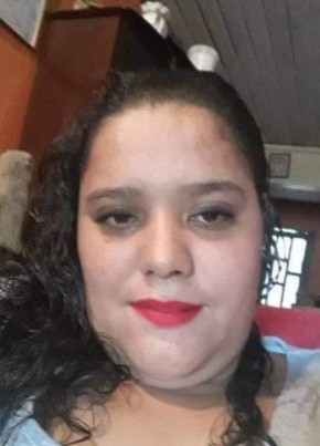 Alexa Meza, 22, República de Honduras, San Pedro Sula