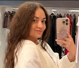 Yuliya, 39, Hong Kong