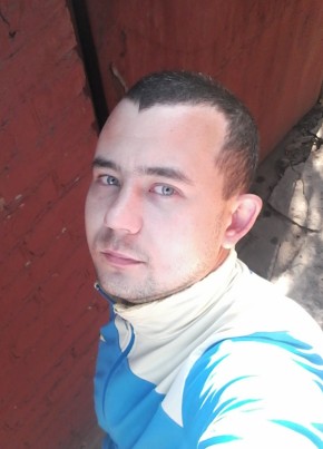 Александр, 31, Россия, Валуйки