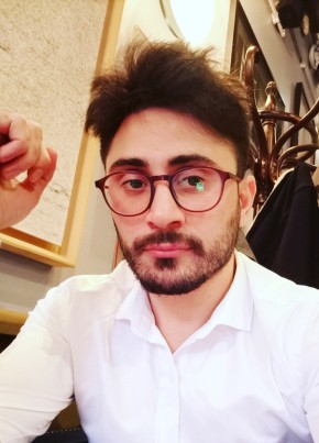 Mesut özdemir, 32, Türkiye Cumhuriyeti, İstanbul