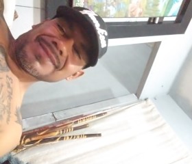 Carlos, 43, Torreon
