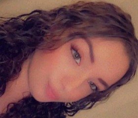 Laetitia Annick, 30, Cotonou