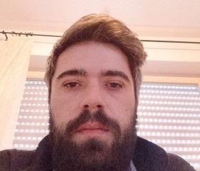 Crossy, 29, Uberlingen