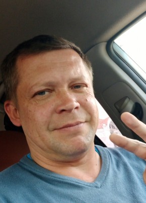 Алексей из Сергиев Посада 49 лет