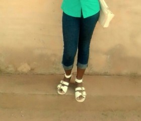 AdwoaLesotey, 31, Abengourou