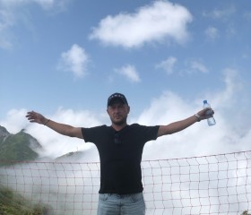 Aleksandr, 42, Strasbourg