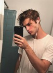 Mark, 21, Saratov