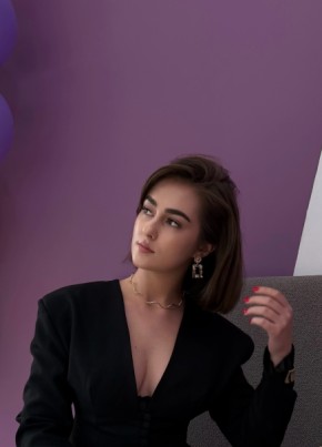 Anastasia из Сургута 22 года