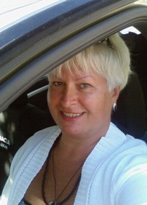 Оля, 65, Россия, Евпатория