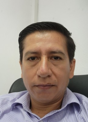 XAVIER ORBEA, 42, República del Ecuador, Santo Domingo de los Colorados