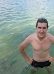 Женек, 26 лет