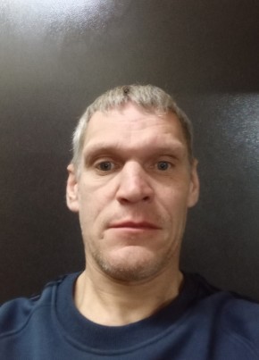 Евгений из Камышина 44 года