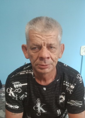 Александр из Балаково 18 лет