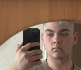 Aleksandr, 19, Riga