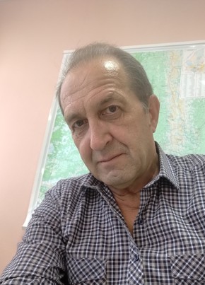 Грей из Екатеринбурга 64 года