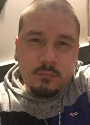Ozzy, 35, United States of America, Bakersfield