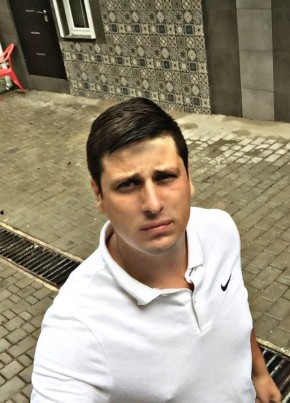 Антон, 32, Россия, Феодосия