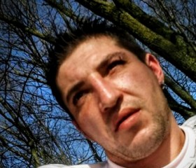 Thelyo, 38, Saint-Pol-sur-Mer