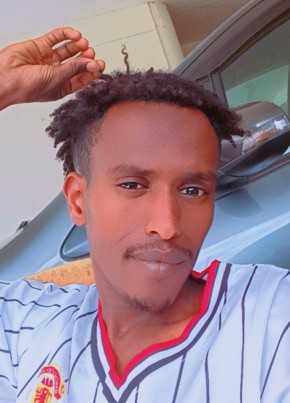 Abdi из Nairobi 22 года