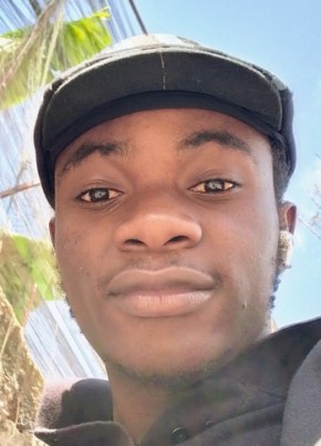 Rooney Jr из Nairobi 23 года